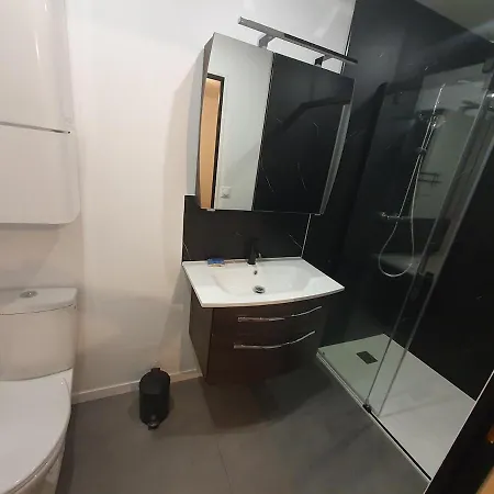 Holiday home Maison 5 Personnes 10 Min Cnpe Civaux Ideal Prestataires Wifi Parking *